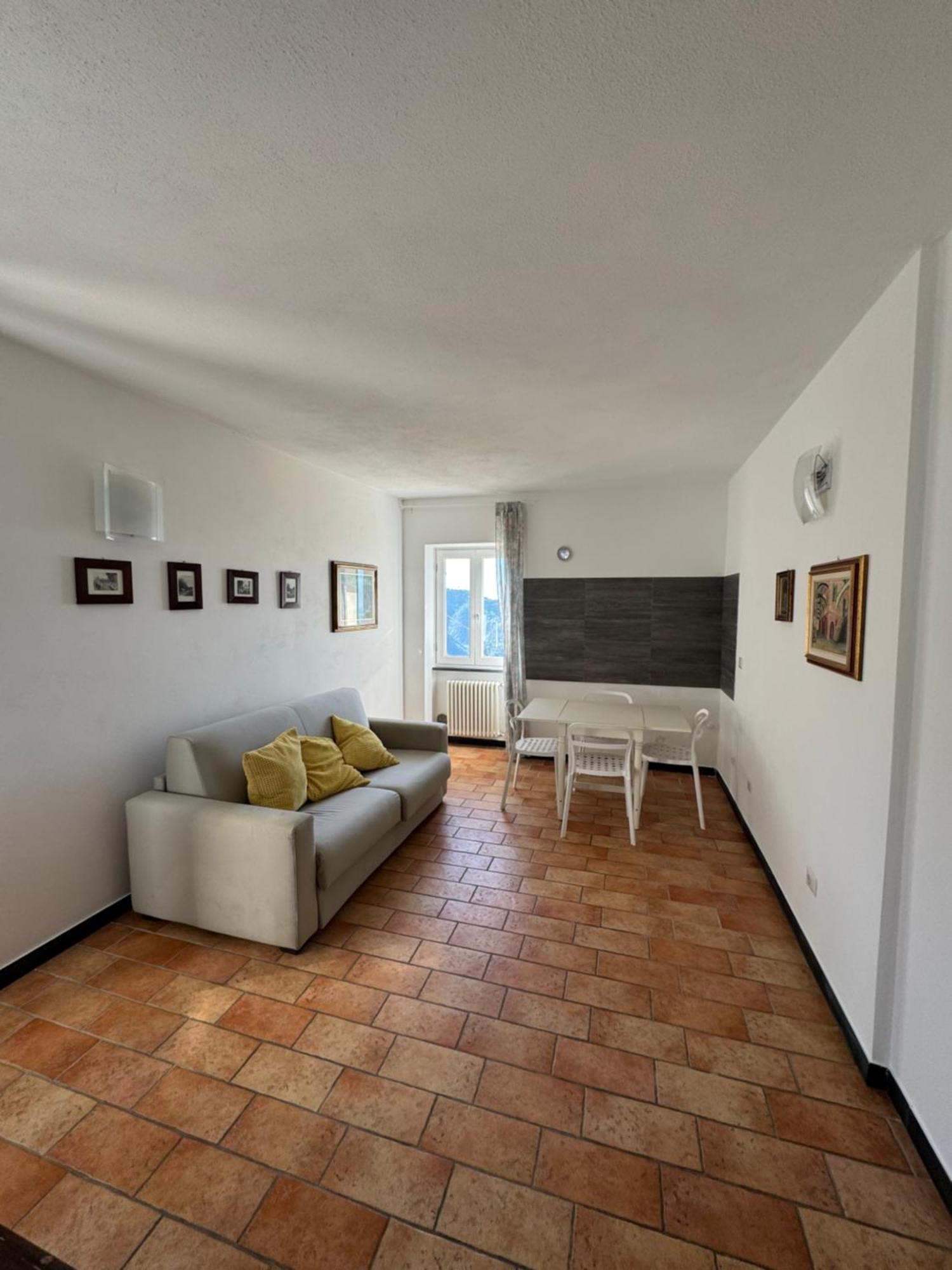 Affittacamere Pz Vernazza Buitenkant foto